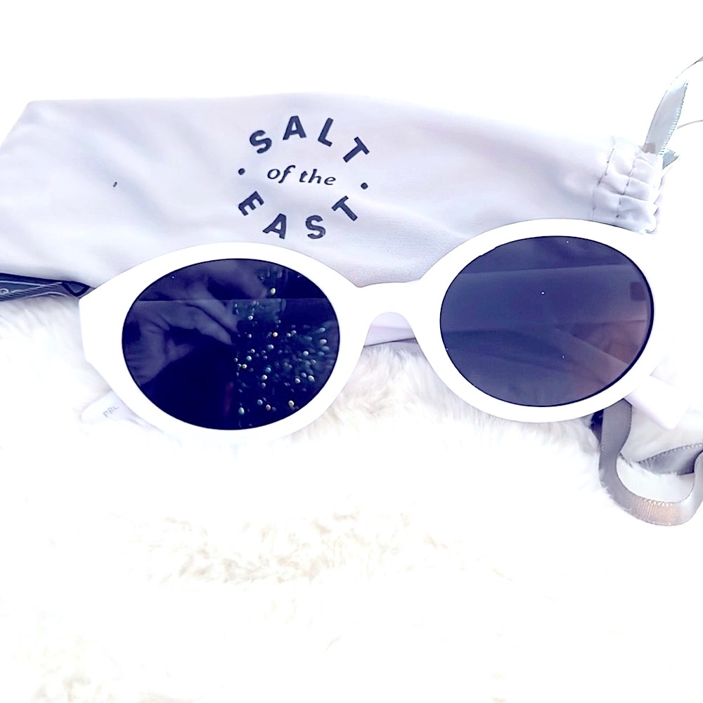 Nectar White Atypical Polarized Sunglasses